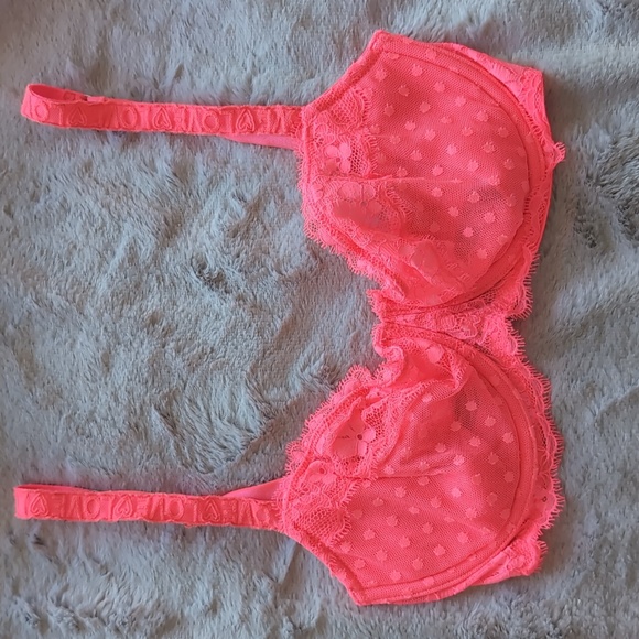 NWOT VICTORIA'S SECRET DREAM ANGELS BRA 32DD - Picture 1 of 11